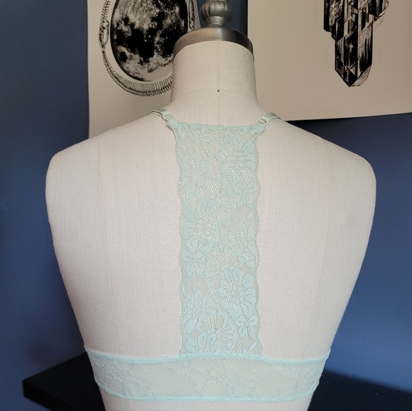 *Free Add On* Out From Under Lacy Mint Bralette (Size M) - Picture 3 of 3
